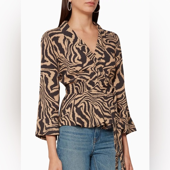 GANNI tiger printed crepe animal print blouse size 34 - Picture 1 of 6